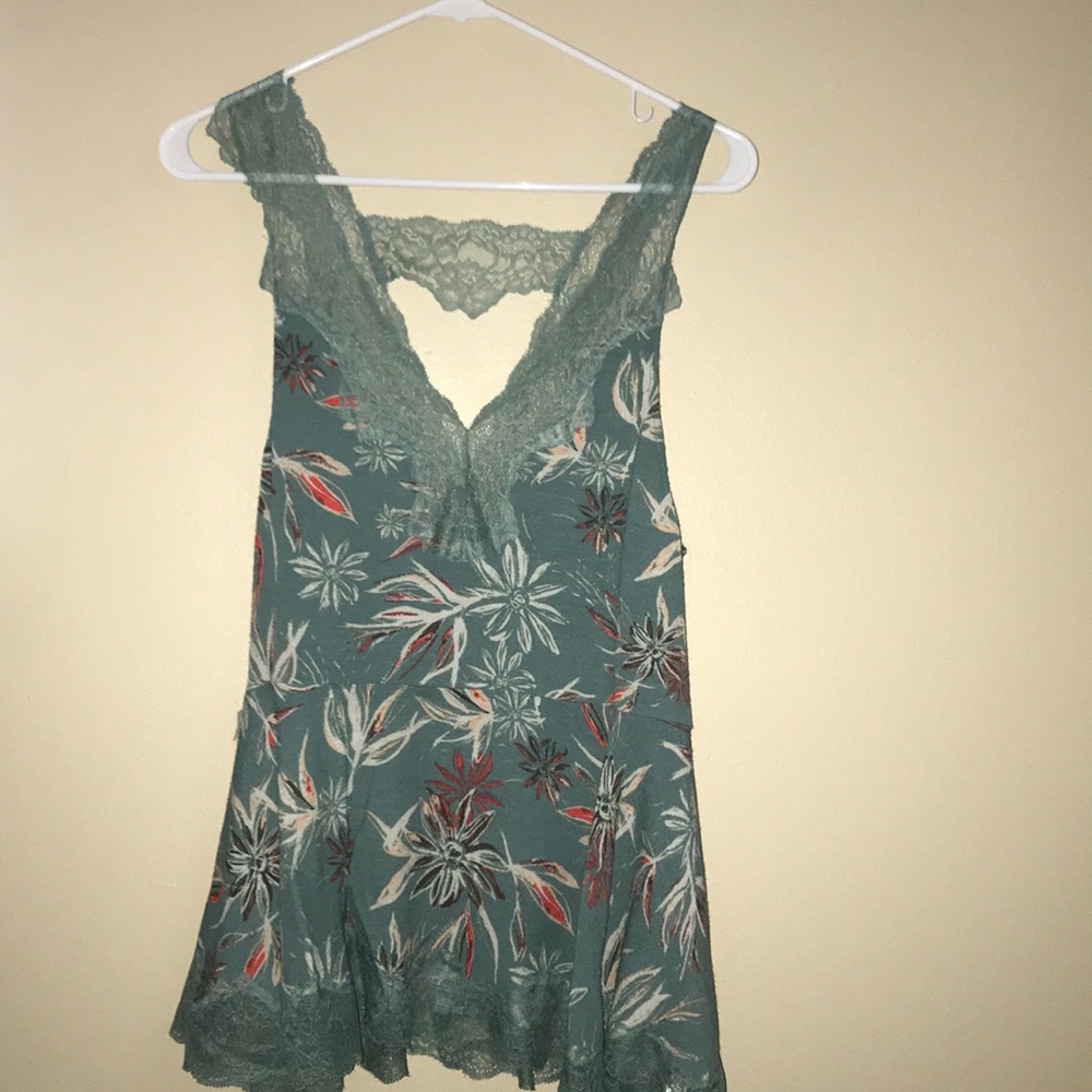 Lace and floral tank top